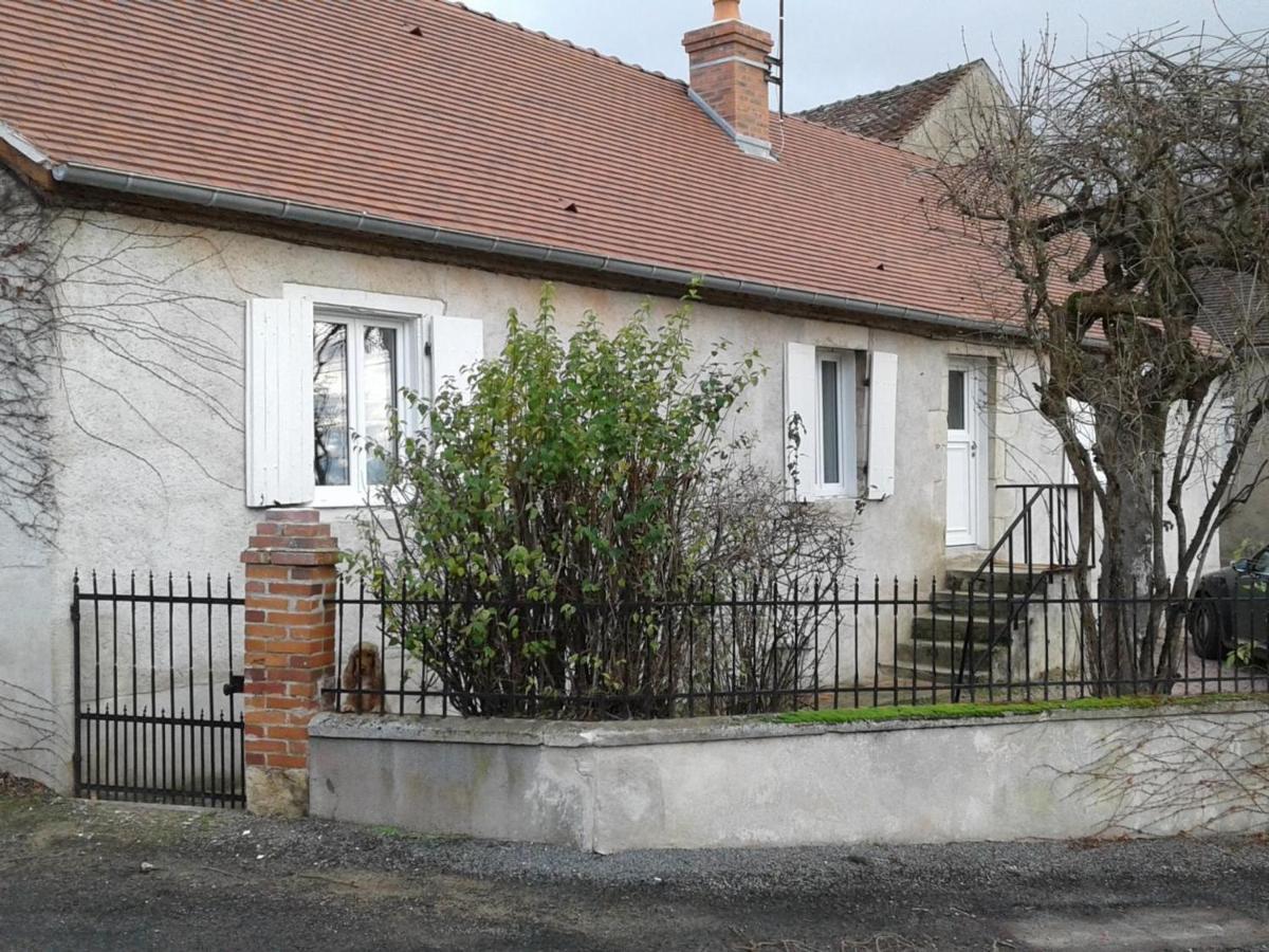 Brout-Vernet Maison Cocooning Avec Jardin Et Cheminee Pres De Vichy - Velos Et Animaux Acceptes - Fr-1-489-68ヴィラ エクステリア 写真